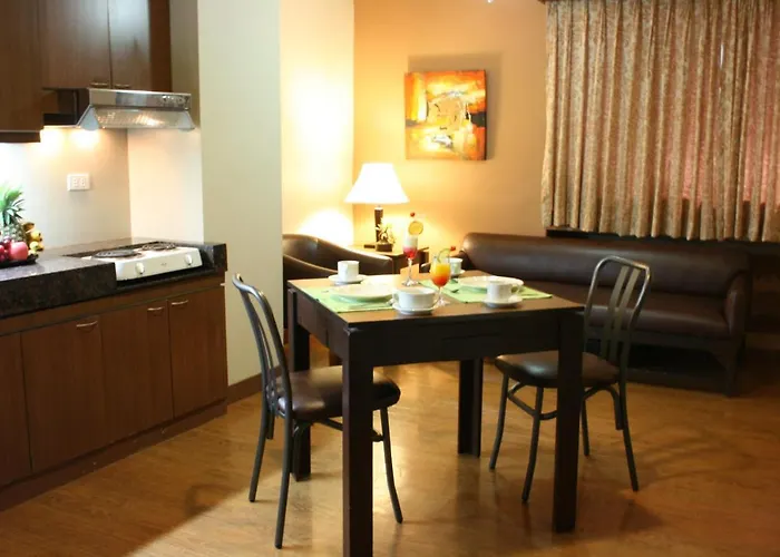 Riviera Mansion 3*