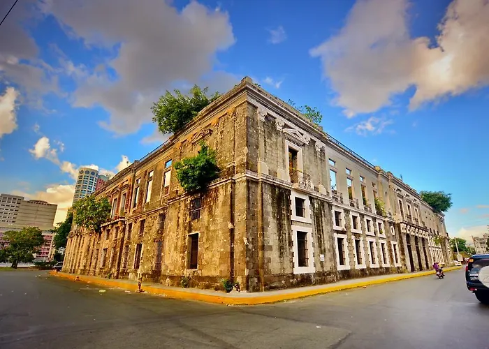 Riviera Mansion Hotel