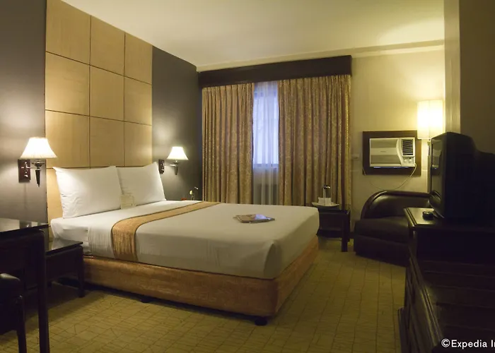 Riviera Mansion 3*