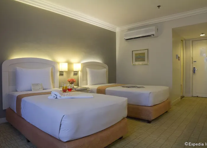 Riviera Mansion Hotel
