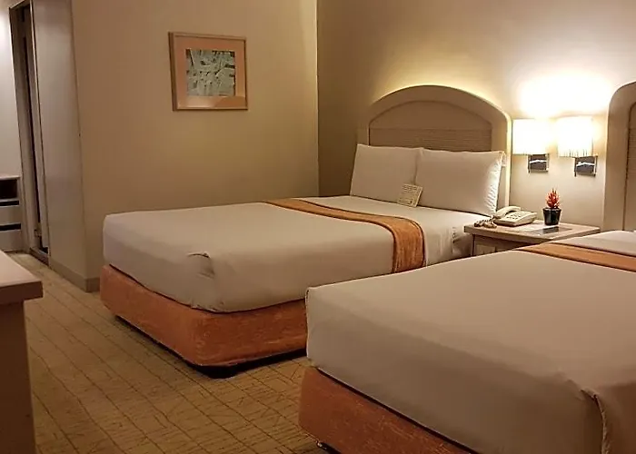 Riviera Mansion 3*
