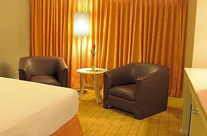 Riviera Mansion 3* Manilla